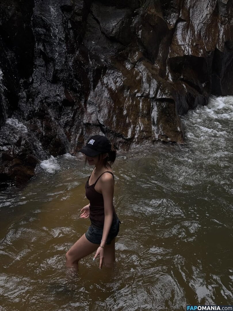 Elyn Leong / elynleonggg / https: Nago OnlyFans  Przeciekłe zdjęcie #1