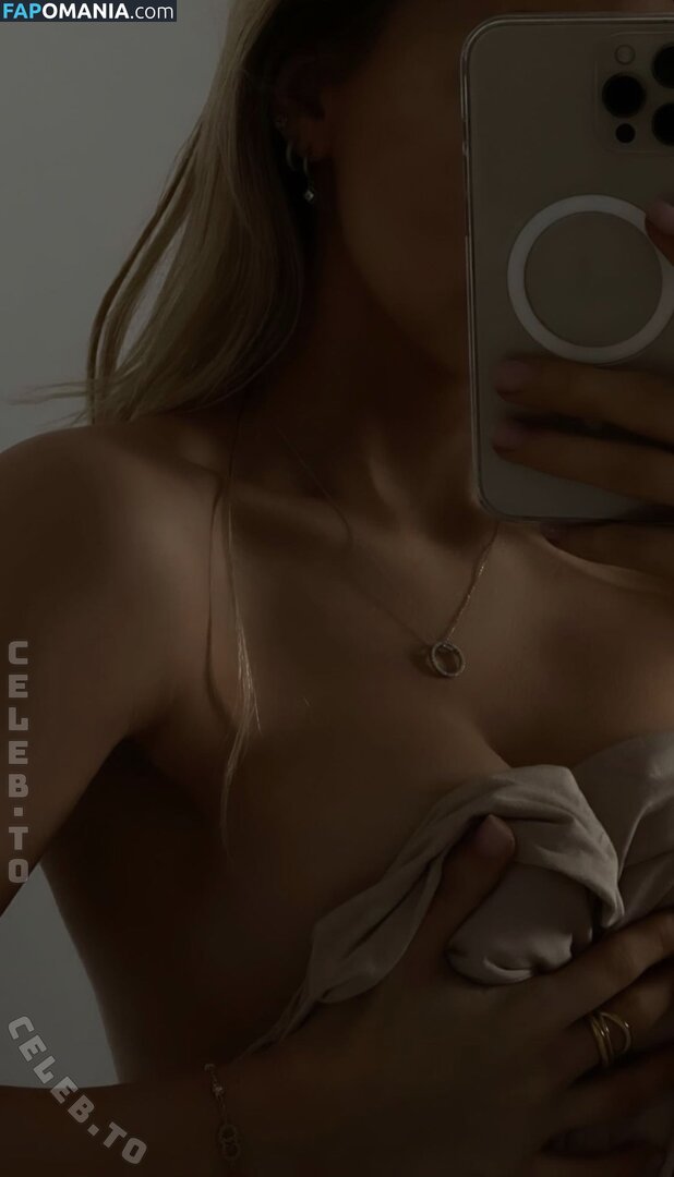 Ema Louise / emalouiise / emaxlouise Nago OnlyFans  Przeciekłe zdjęcie #9