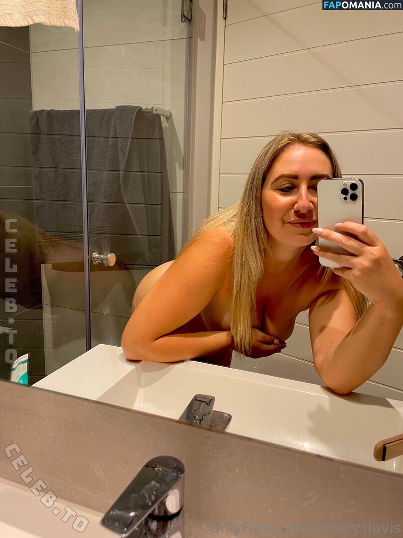 Emely Davis / emely.davis / thereal.teacheremely Nago OnlyFans  Przeciekłe zdjęcie #10