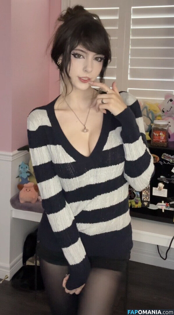 __emiki / em098 / emik28 / emiki / emiki28 / ilovekitties.28 Nago OnlyFans  Przeciekłe zdjęcie #2