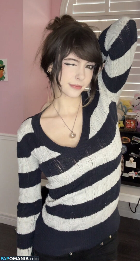__emiki / em098 / emik28 / emiki / emiki28 / ilovekitties.28 Nago OnlyFans  Przeciekłe zdjęcie #6