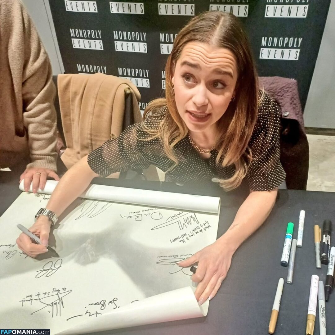 Emilia Clarke / clarkeyxo / emilia_clarke / emiliaclarke Nago OnlyFans  Przeciekłe zdjęcie #892