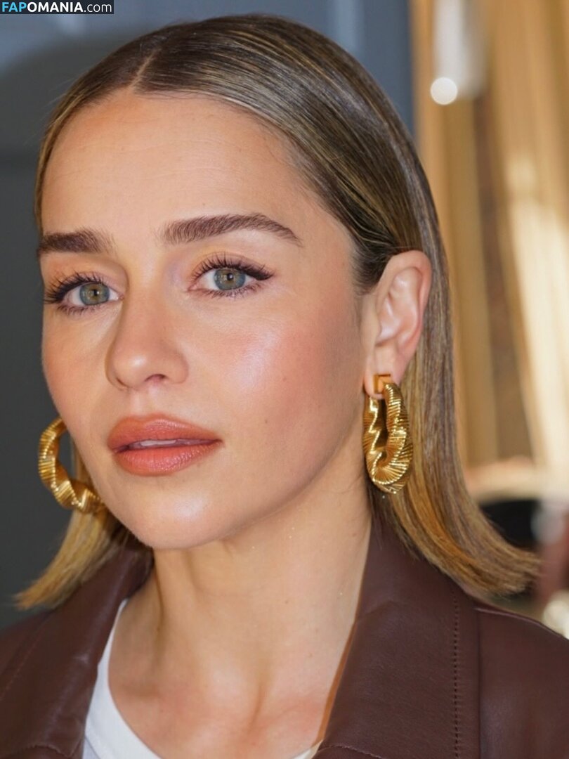 Emilia Clarke / clarkeyxo / emilia_clarke / emiliaclarke / emiliaclarkecentral / https: Nago OnlyFans  Przeciekłe zdjęcie #925