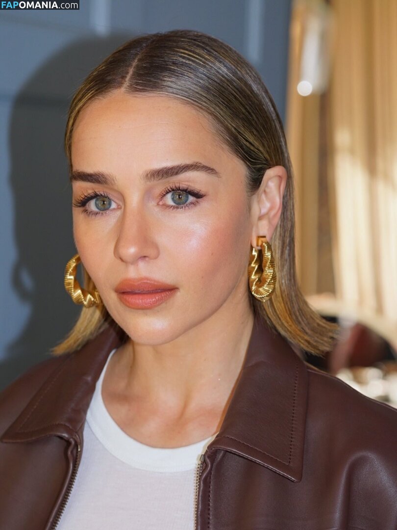 Emilia Clarke / clarkeyxo / emilia_clarke / emiliaclarke / emiliaclarkecentral / https: Nago OnlyFans  Przeciekłe zdjęcie #927
