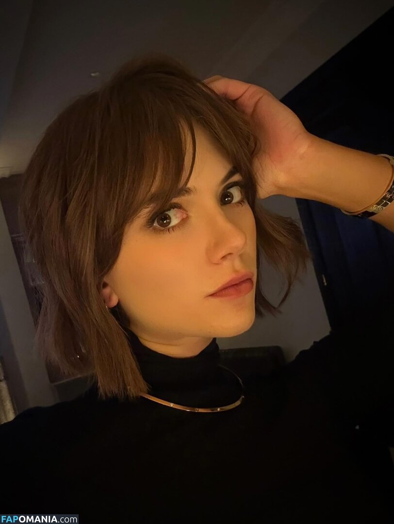 Emilia Jones Nago OnlyFans  Przeciekłe zdjęcie #25