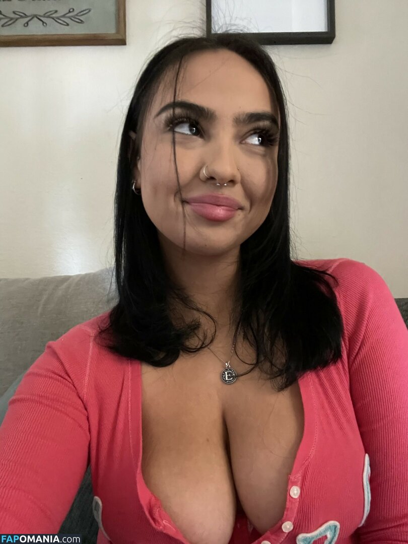 Emilia / Emmadorable / Emmia / emiliaaa Nago OnlyFans  Przeciekłe zdjęcie #40