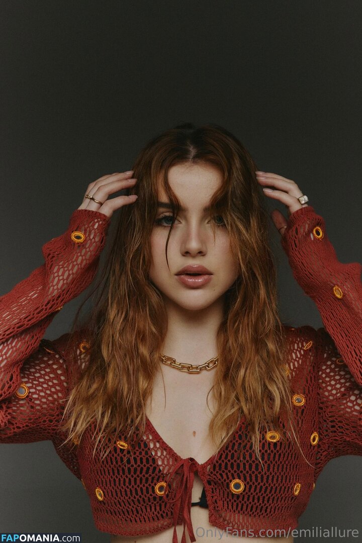 emiliallure Nago OnlyFans  Przeciekłe zdjęcie #11
