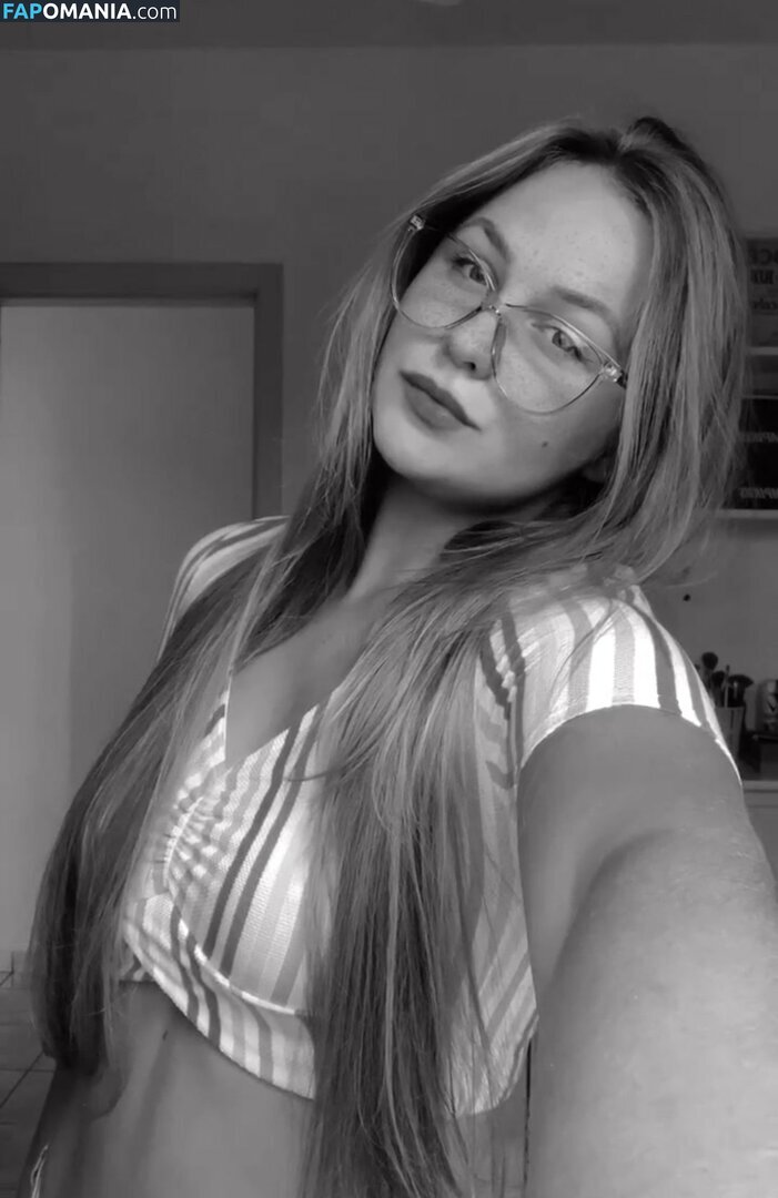 Emilly Schellmann / _emillyschellmann Nago OnlyFans  Przeciekłe zdjęcie #35
