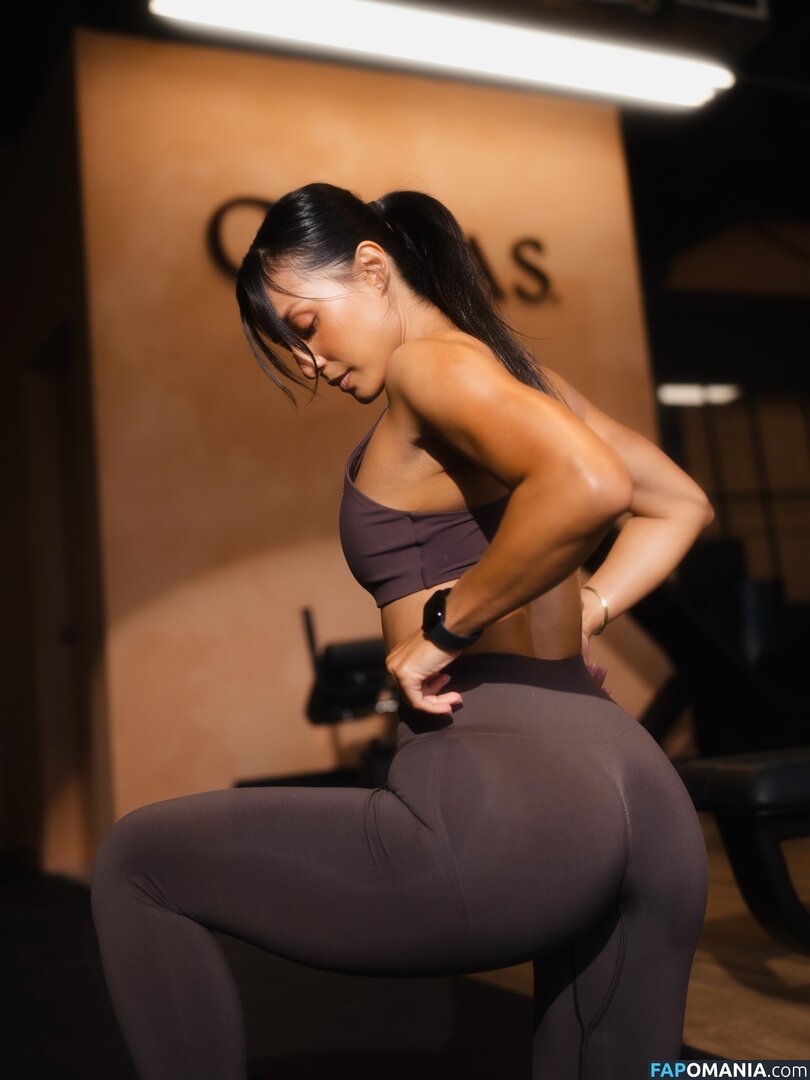Emily Alabi / emilyalabi / https: Nago OnlyFans  Przeciekłe zdjęcie #18