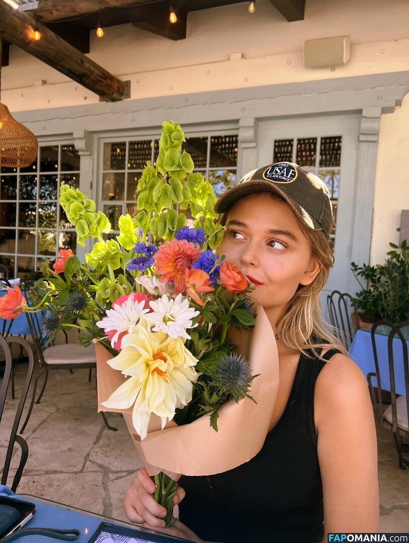 Emily Alyn Lind / emilylind Nago OnlyFans  Przeciekłe zdjęcie #135