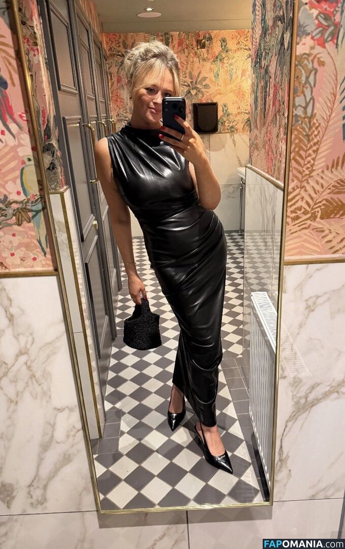 Emily Atack / emilyatack Nago OnlyFans  Przeciekłe zdjęcie #13