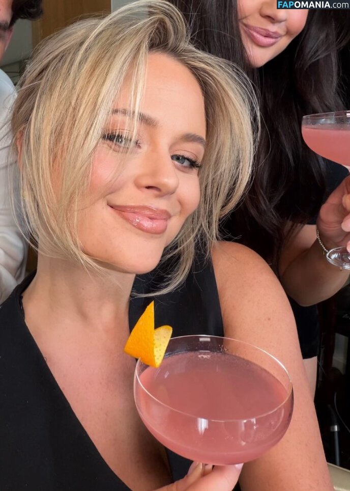 Emily Atack / emilyatack Nago OnlyFans  Przeciekłe zdjęcie #15