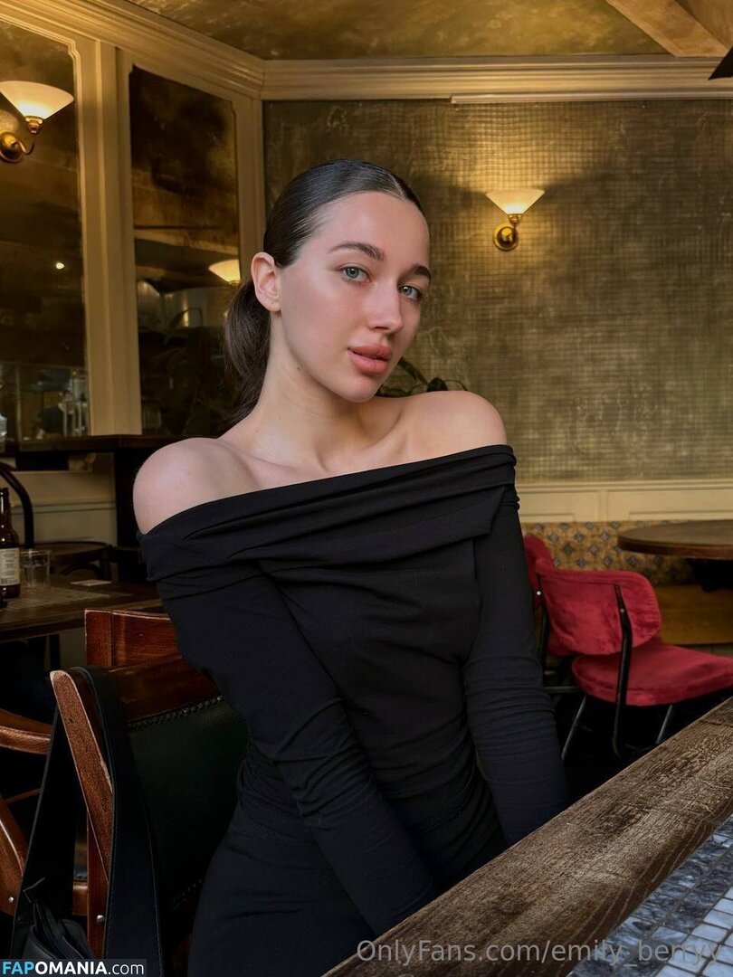 emily_berryy Nago OnlyFans  Przeciekłe zdjęcie #3
