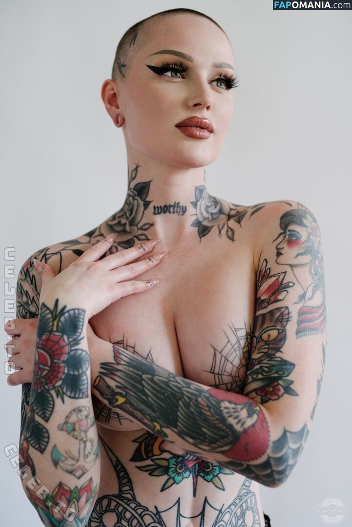 Emily Boring / embodoe / https: Nago OnlyFans  Przeciekłe zdjęcie #6