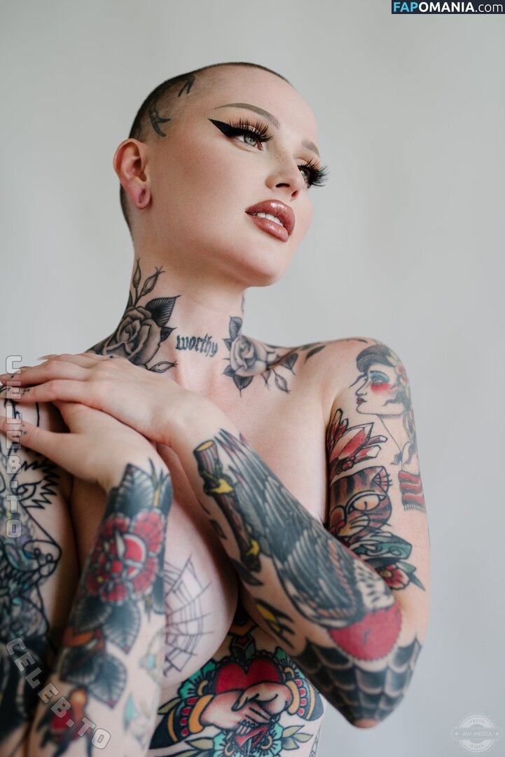 Emily Boring / embodoe / https: Nago OnlyFans  Przeciekłe zdjęcie #8