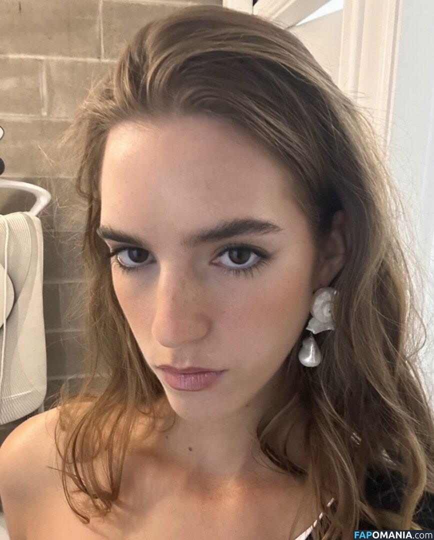 Emily Feld / emily.feld / fanpage_emily_feld / viki.winki Nago OnlyFans  Przeciekłe zdjęcie #3956