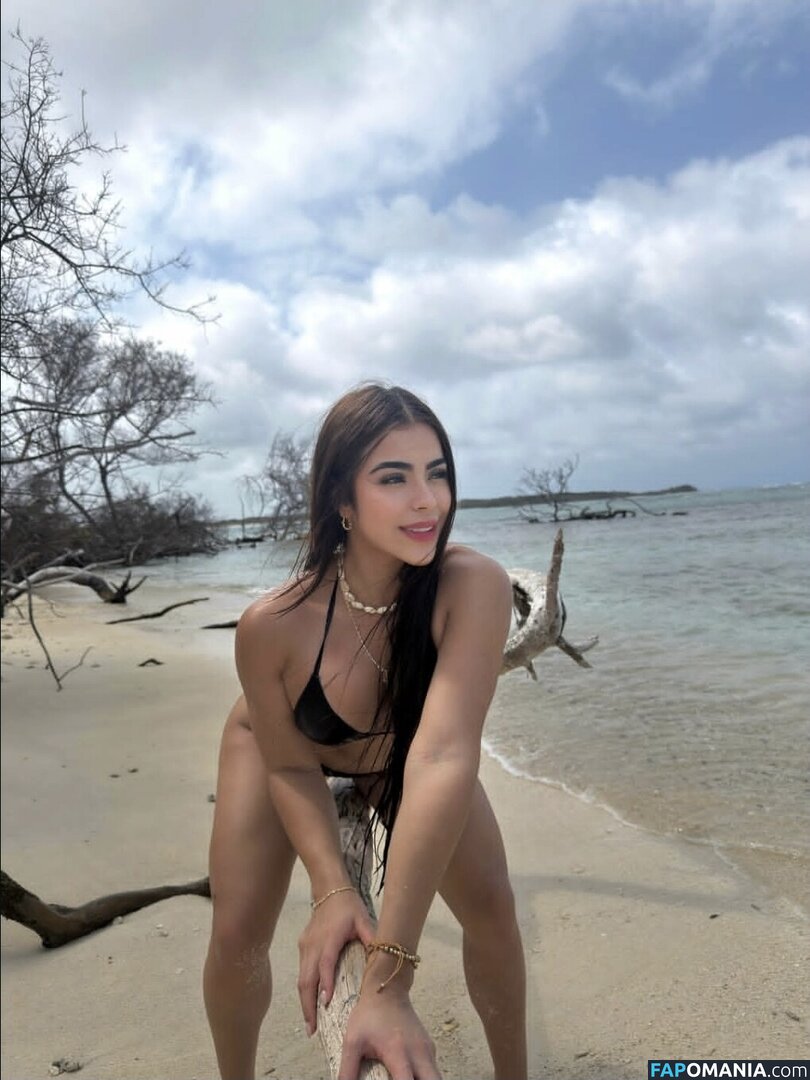 Emily Gori / emilygori / gori_emily Nago OnlyFans  Przeciekłe zdjęcie #7