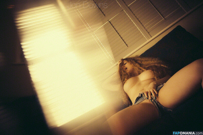 Emily Hamilton Nago OnlyFans  Przeciekłe zdjęcie #4