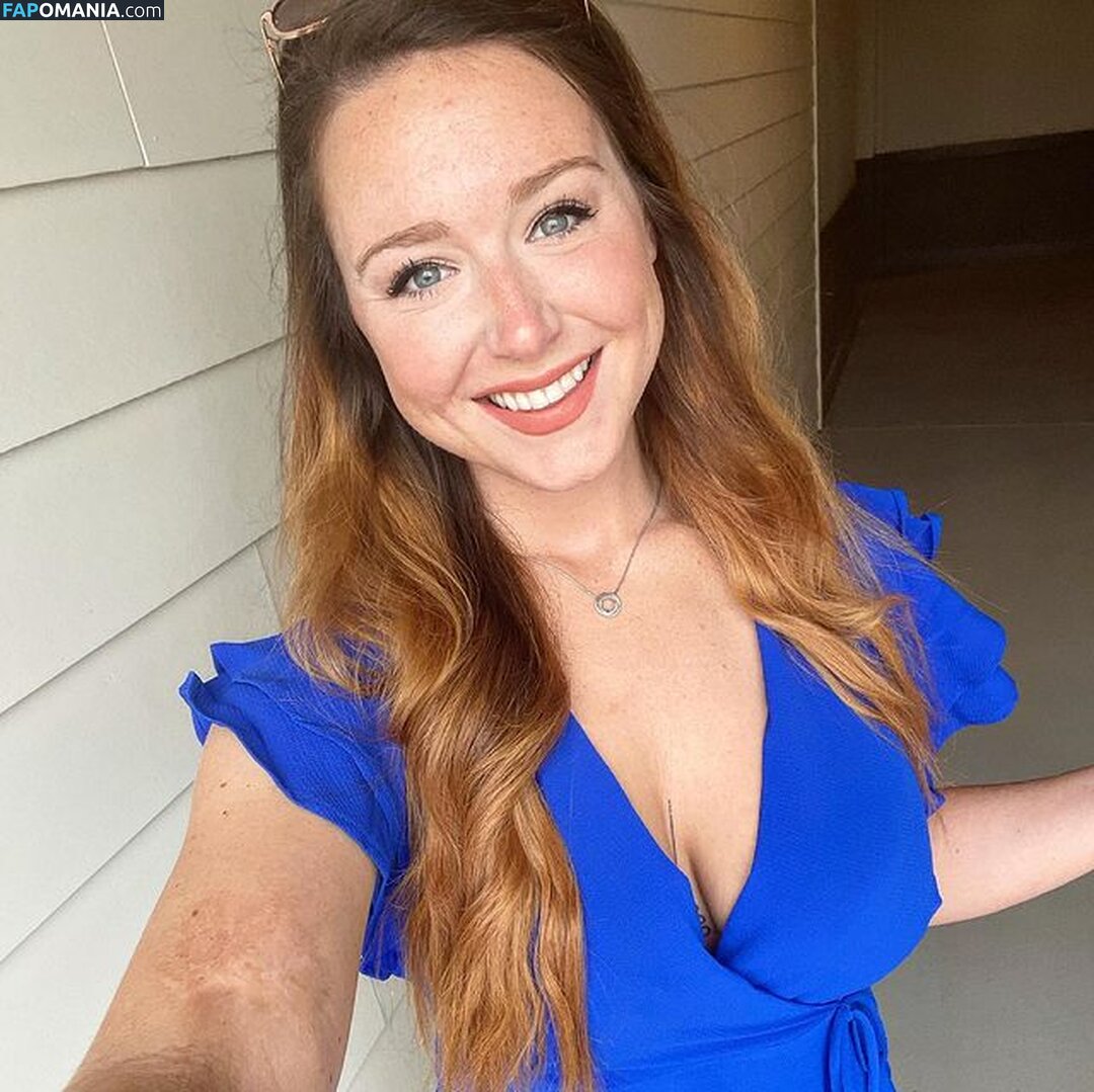 Emily James Nago OnlyFans  Przeciekłe zdjęcie #14