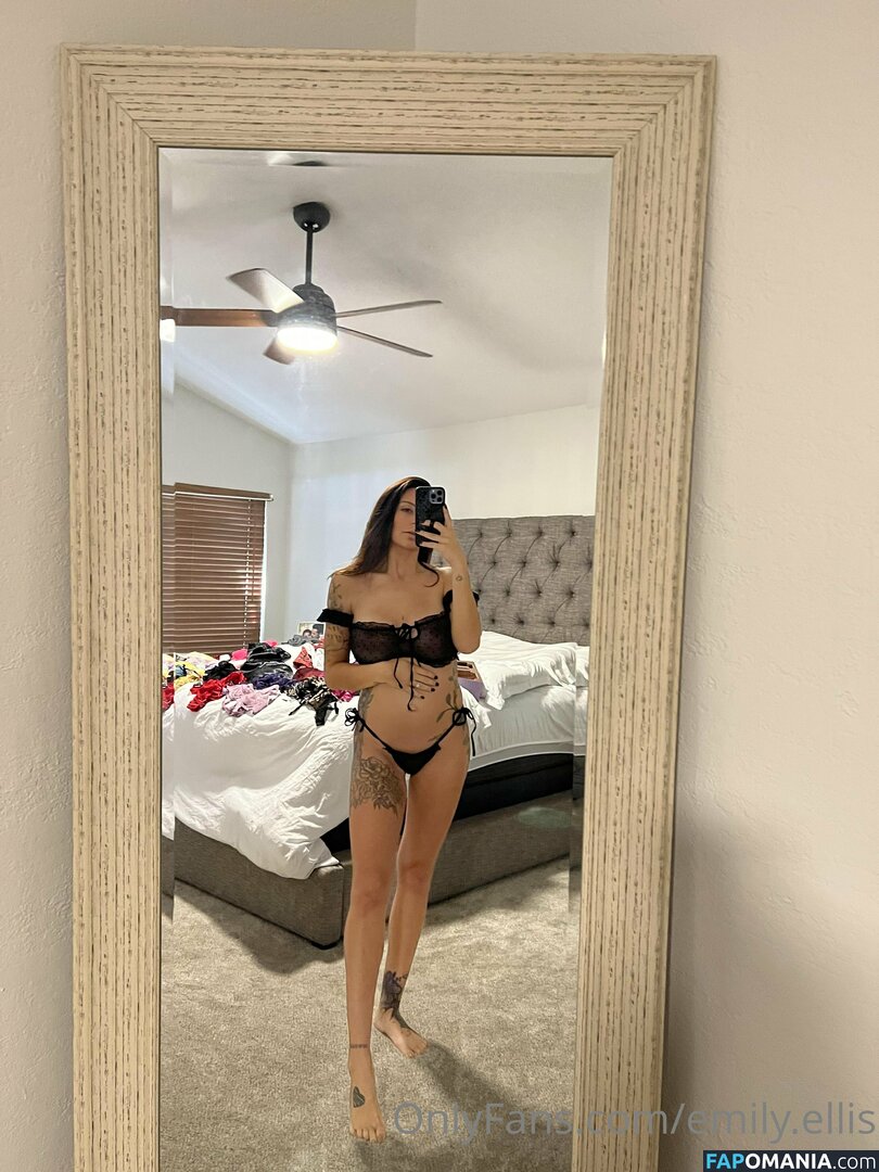 emily.kat / miliya18 Nago OnlyFans  Przeciekłe zdjęcie #17