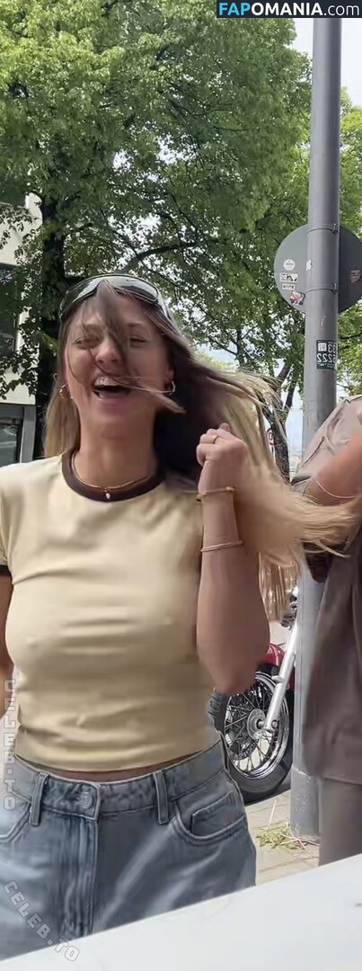 Emily Maurer / emilymaurer__ Nago OnlyFans  Przeciekłe zdjęcie #1