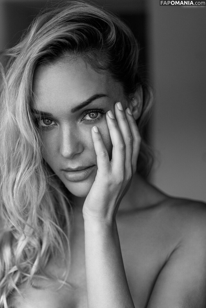 Emily Shedler Nago OnlyFans  Przeciekłe zdjęcie #17