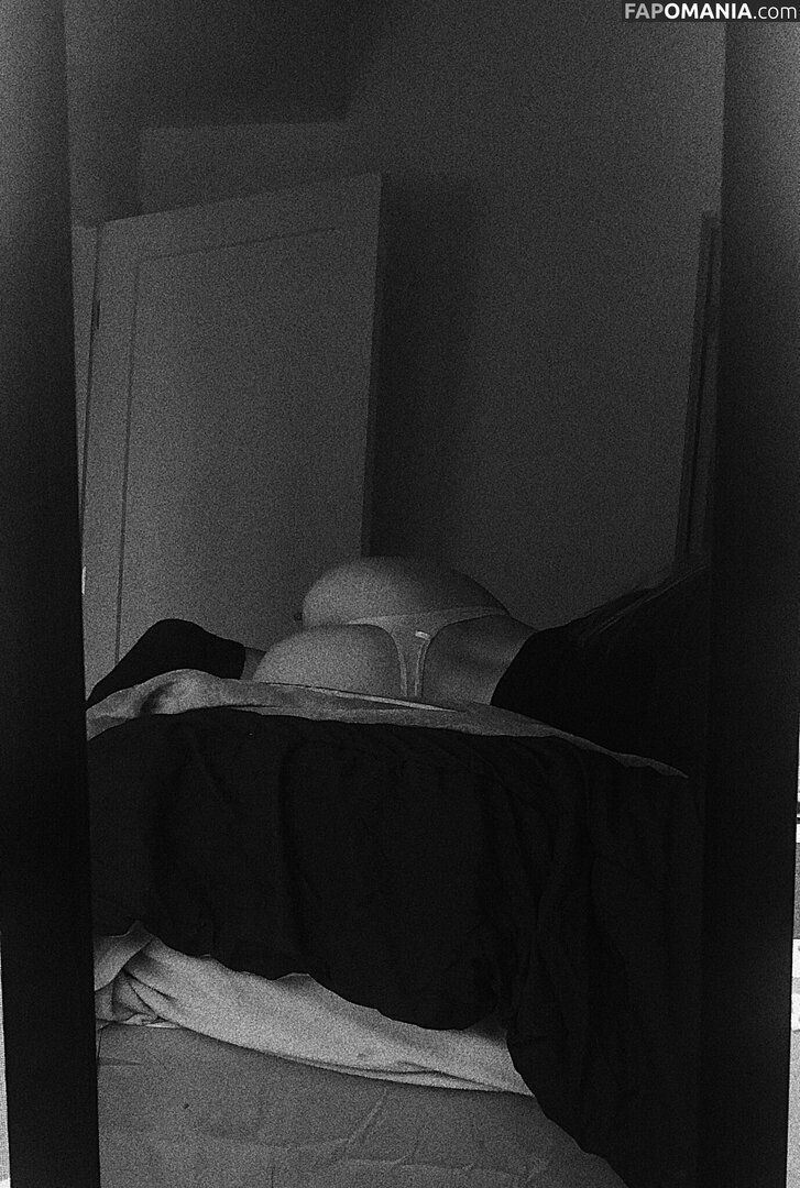 Emily Slater / emilylslater / emilyslaterr / itsemilyslater Nago OnlyFans  Przeciekłe zdjęcie #10