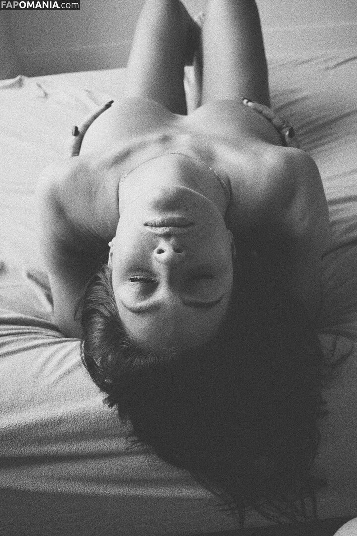 Emily Slater / emilylslater / emilyslaterr / itsemilyslater Nago OnlyFans  Przeciekłe zdjęcie #12