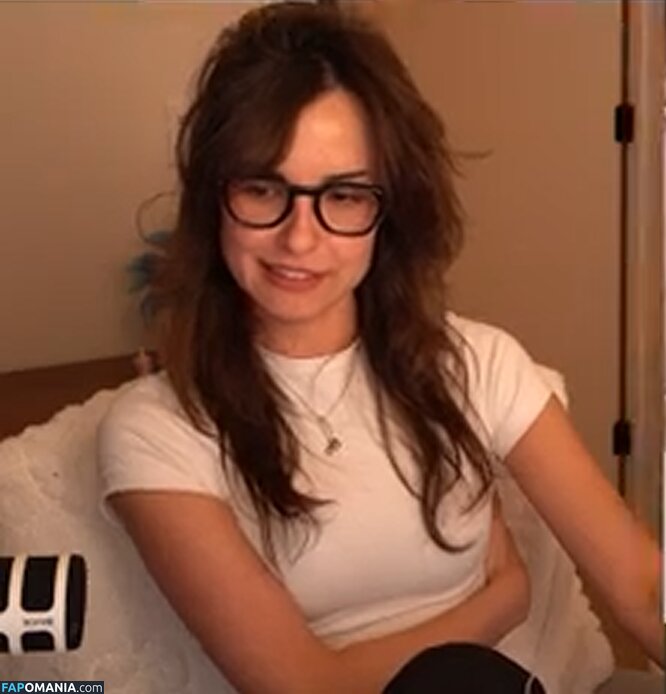 emilydaniellam / emilylynne / meilylol / valkyrae assistant Nago OnlyFans  Przeciekłe zdjęcie #1