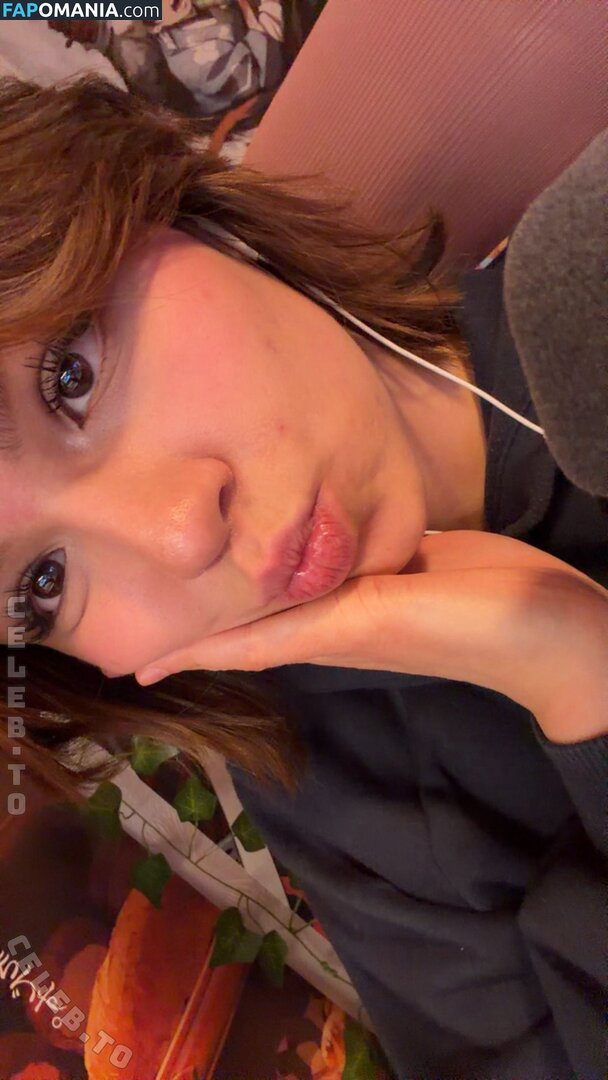 Emilyynl Nago OnlyFans  Przeciekłe zdjęcie #20