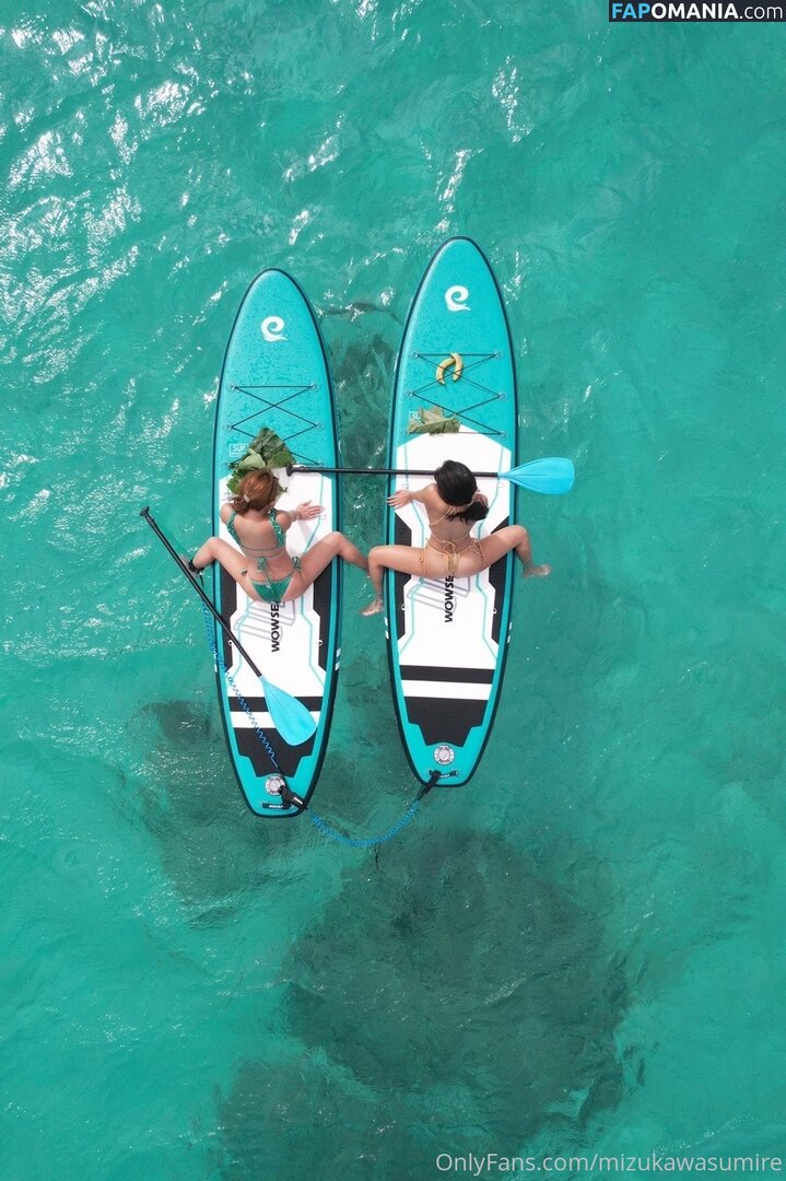 Emiri Momata / emirimomota / mizukawasumire Nago OnlyFans  Przeciekłe zdjęcie #3