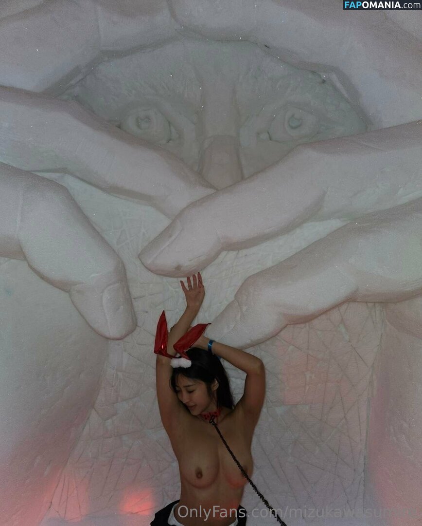 Emiri Momata / emirimomota / mizukawasumire Nago OnlyFans  Przeciekłe zdjęcie #17