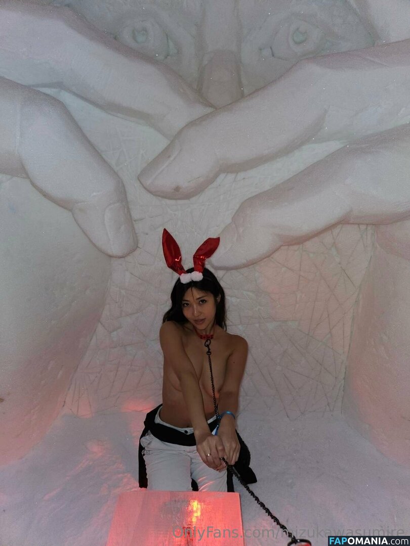 Emiri Momata / emirimomota / mizukawasumire Nago OnlyFans  Przeciekłe zdjęcie #19