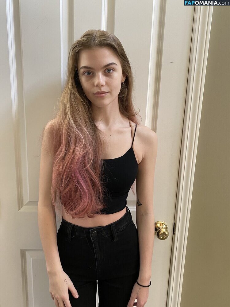 Bradpittsgf / Emma Beardsley / emmabbeardsley Nago OnlyFans  Przeciekłe zdjęcie #18