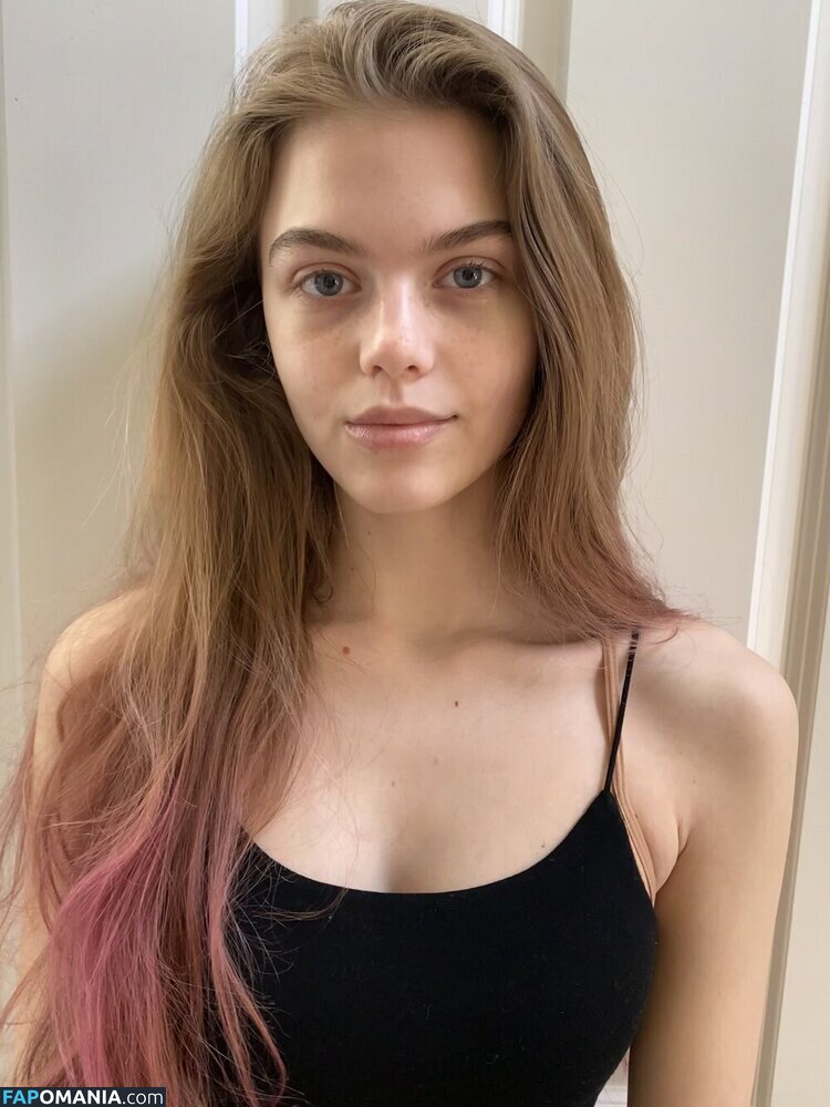 Bradpittsgf / Emma Beardsley / emmabbeardsley Nago OnlyFans  Przeciekłe zdjęcie #19