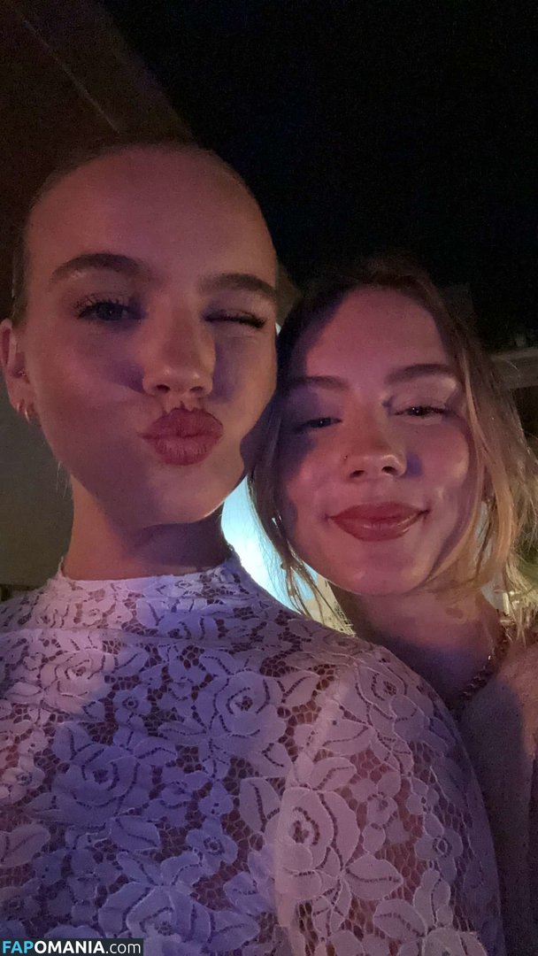 Emma Brooks / emmabrooks / nalabrooks Nago OnlyFans  Przeciekłe zdjęcie #129