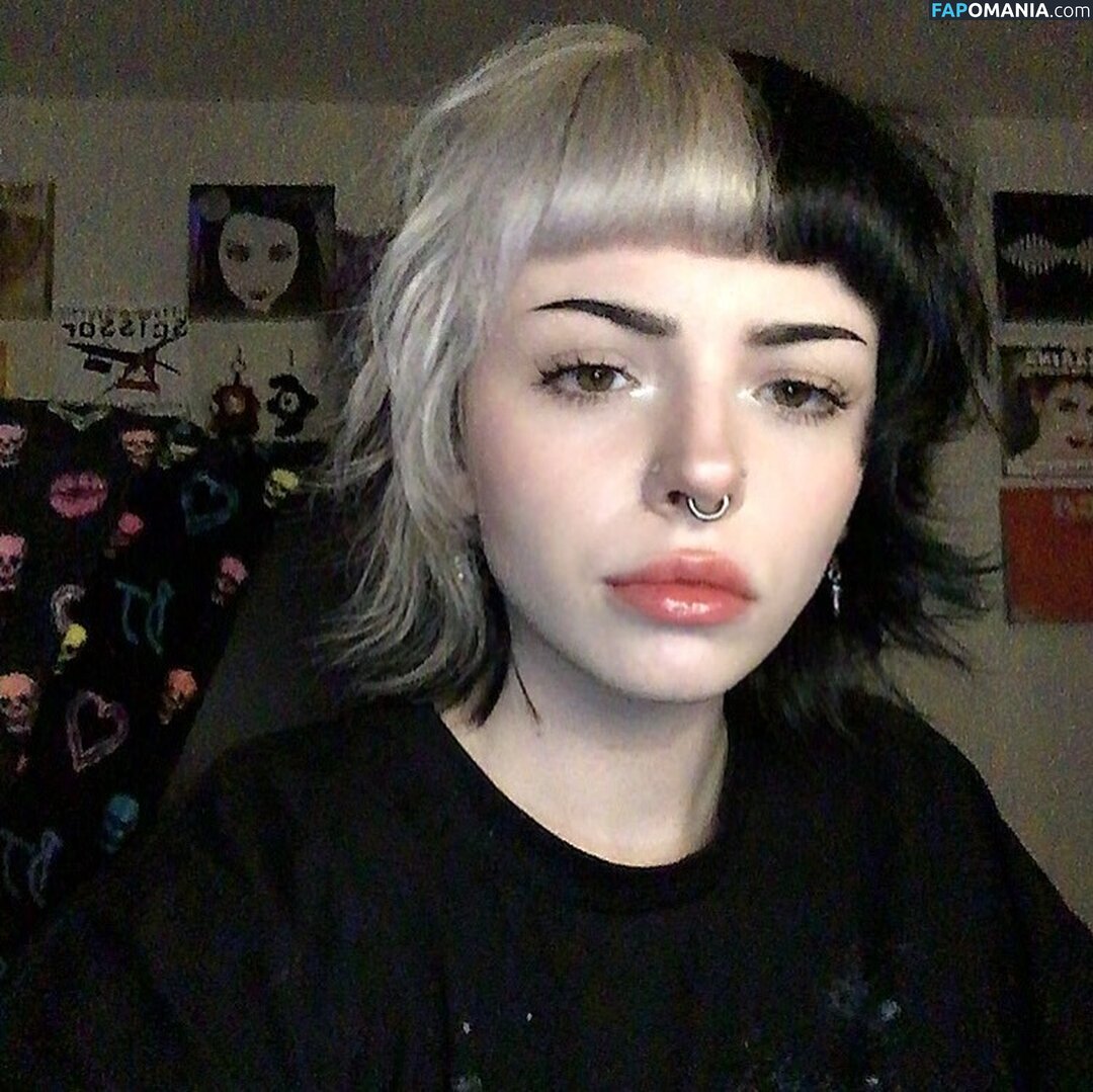 Emma Langevin / emmalangevin / emmalangevinxo Nago OnlyFans  Przeciekłe zdjęcie #882