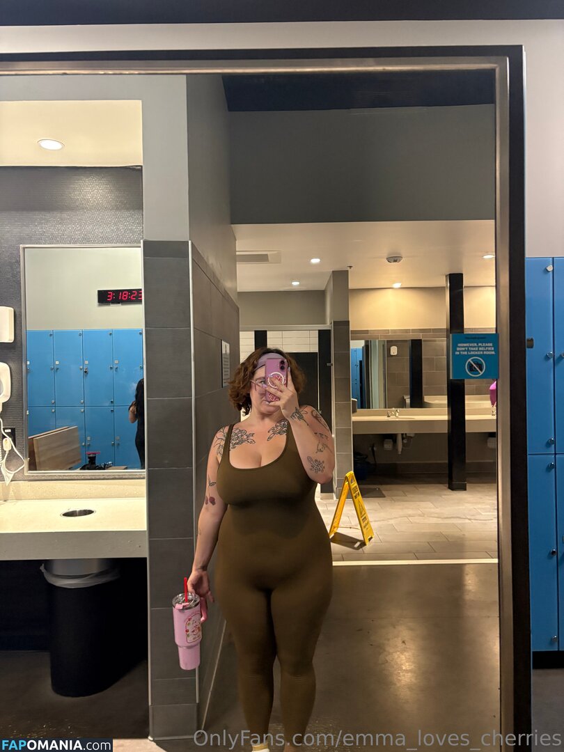 emma_loves_cherries / emmalovescherries Nago OnlyFans  Przeciekłe zdjęcie #2