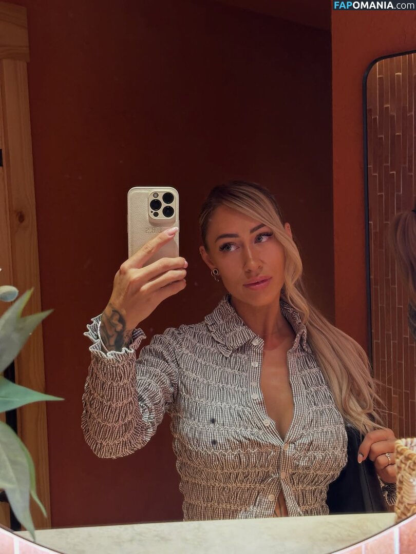 Emma Sundberg / emmasundbergg / https: Nago OnlyFans  Przeciekłe zdjęcie #4