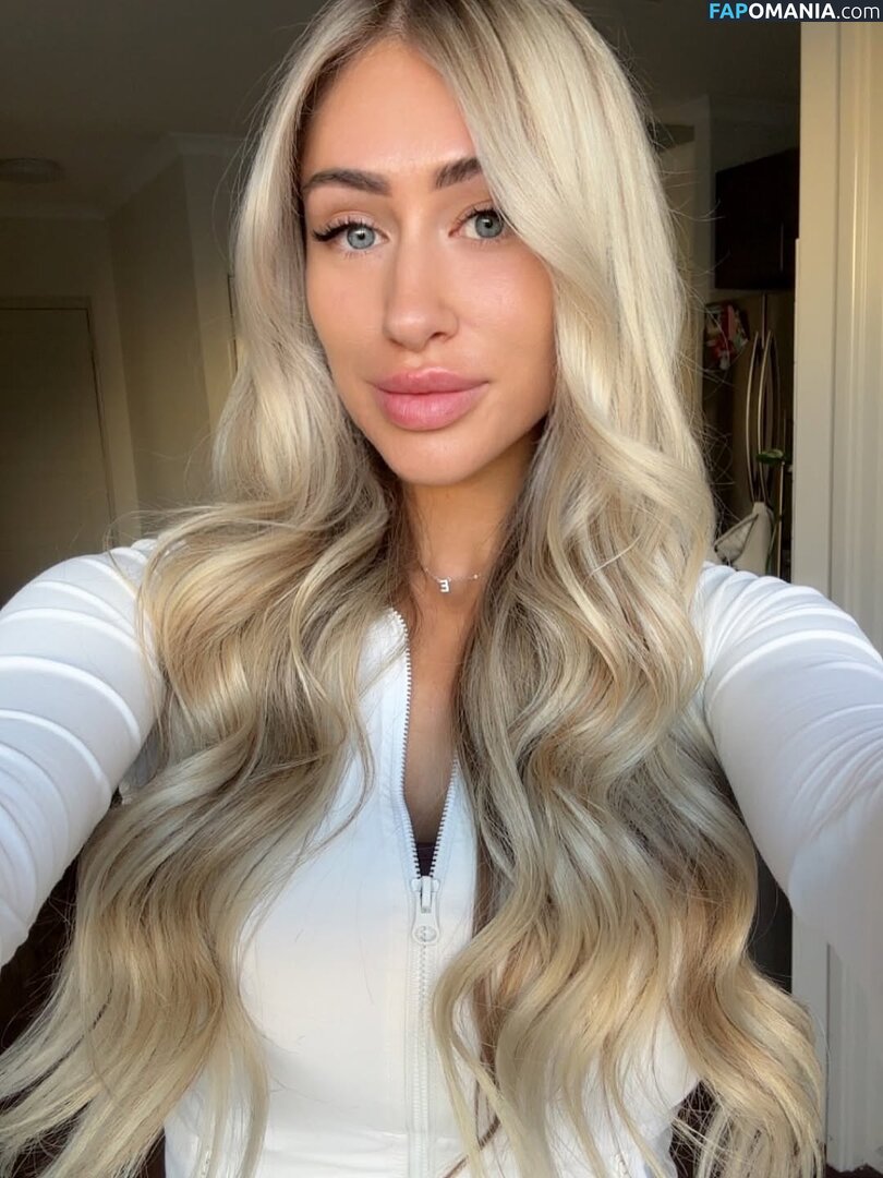 Emma Sundberg / emmasundbergg / https: Nago OnlyFans  Przeciekłe zdjęcie #5