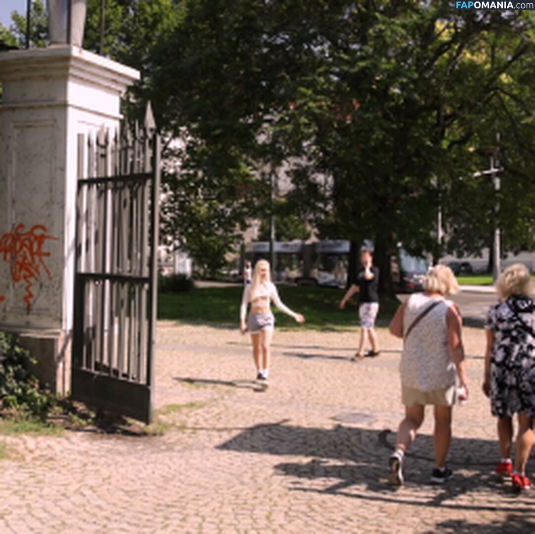 Emma White / Isabel Dolcè / YourEmmaWhite / emmadiary / shamelessrabbit Nago OnlyFans  Przeciekłe zdjęcie #180