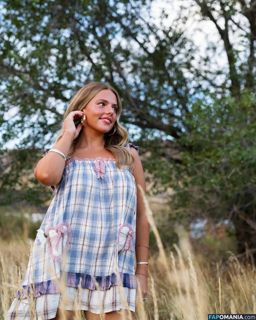 Emmi Butler / emmilaurie Nago OnlyFans  Przeciekłe zdjęcie #7