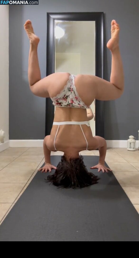 emy_bunny / emymonts Nago OnlyFans  Przeciekłe zdjęcie #6