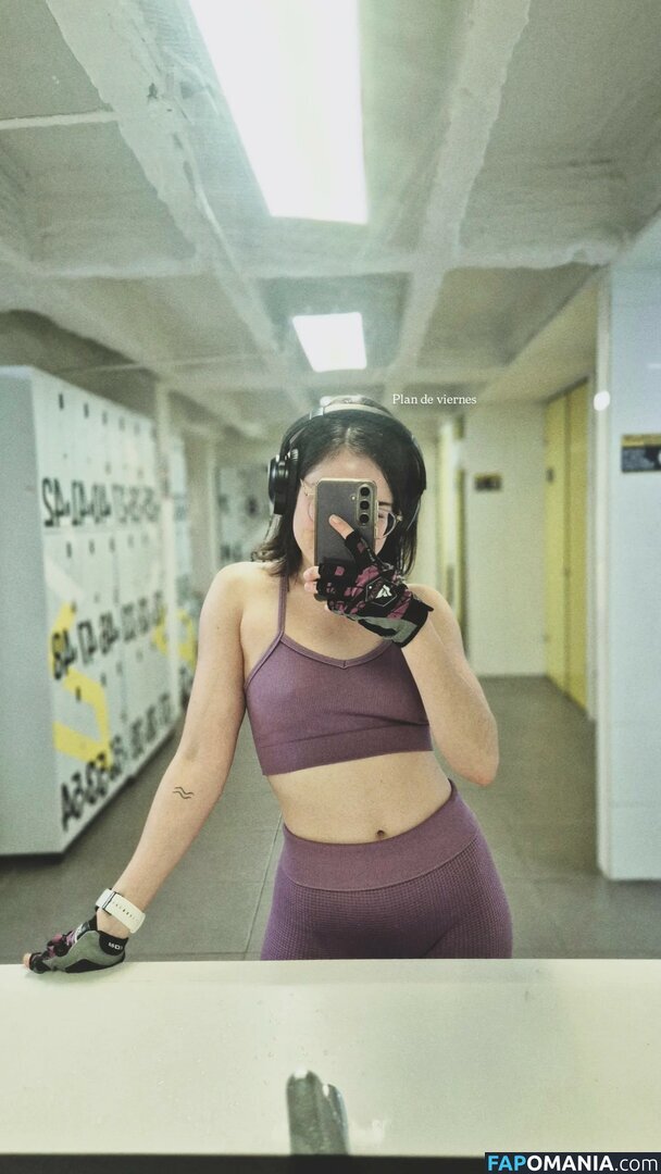 envioletada Nago OnlyFans  Przeciekłe zdjęcie #1