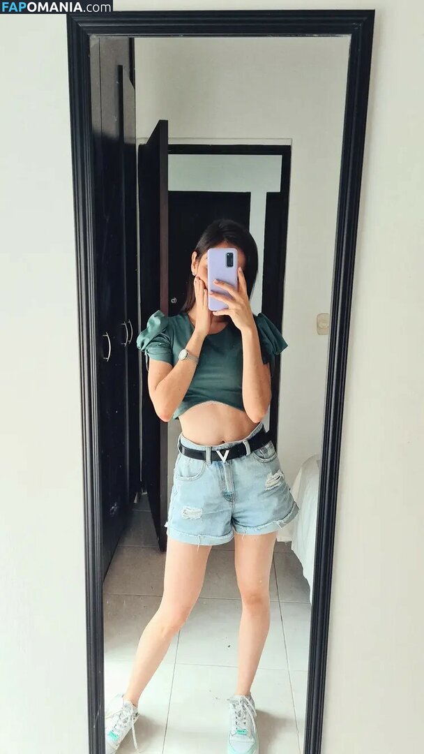 envioletada Nago OnlyFans  Przeciekłe zdjęcie #4