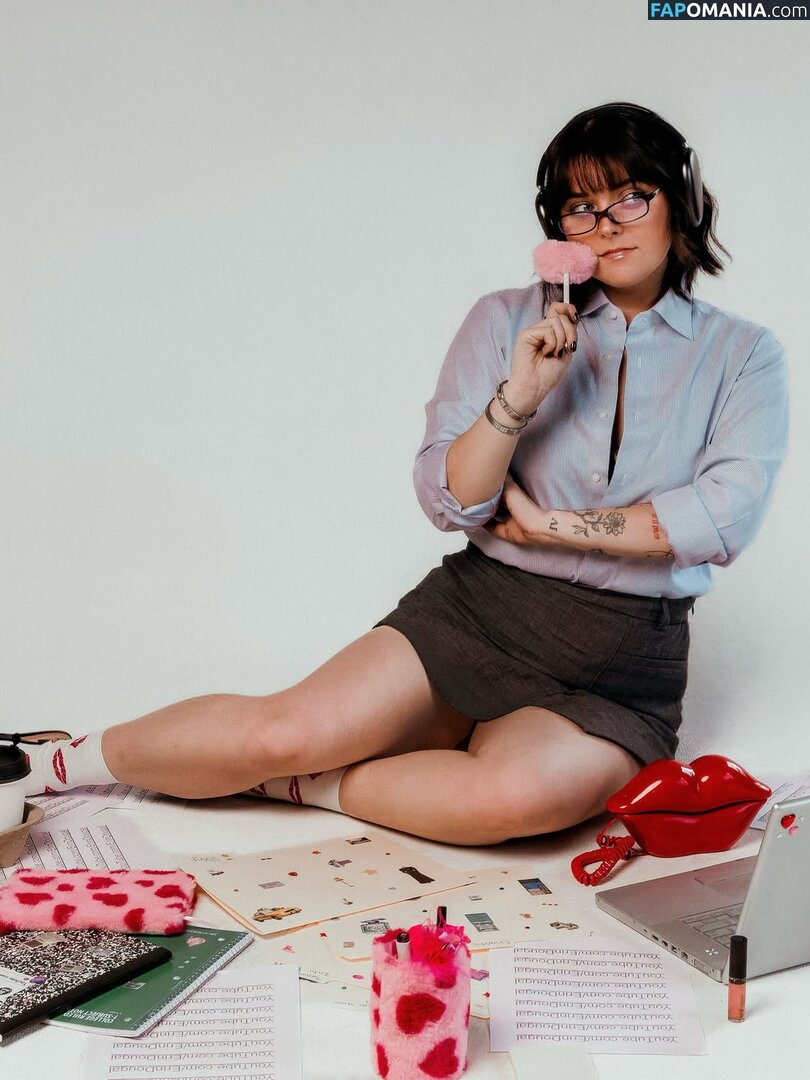 Erin Dougal / Smosh / erindougal Nago OnlyFans  Przeciekłe zdjęcie #16