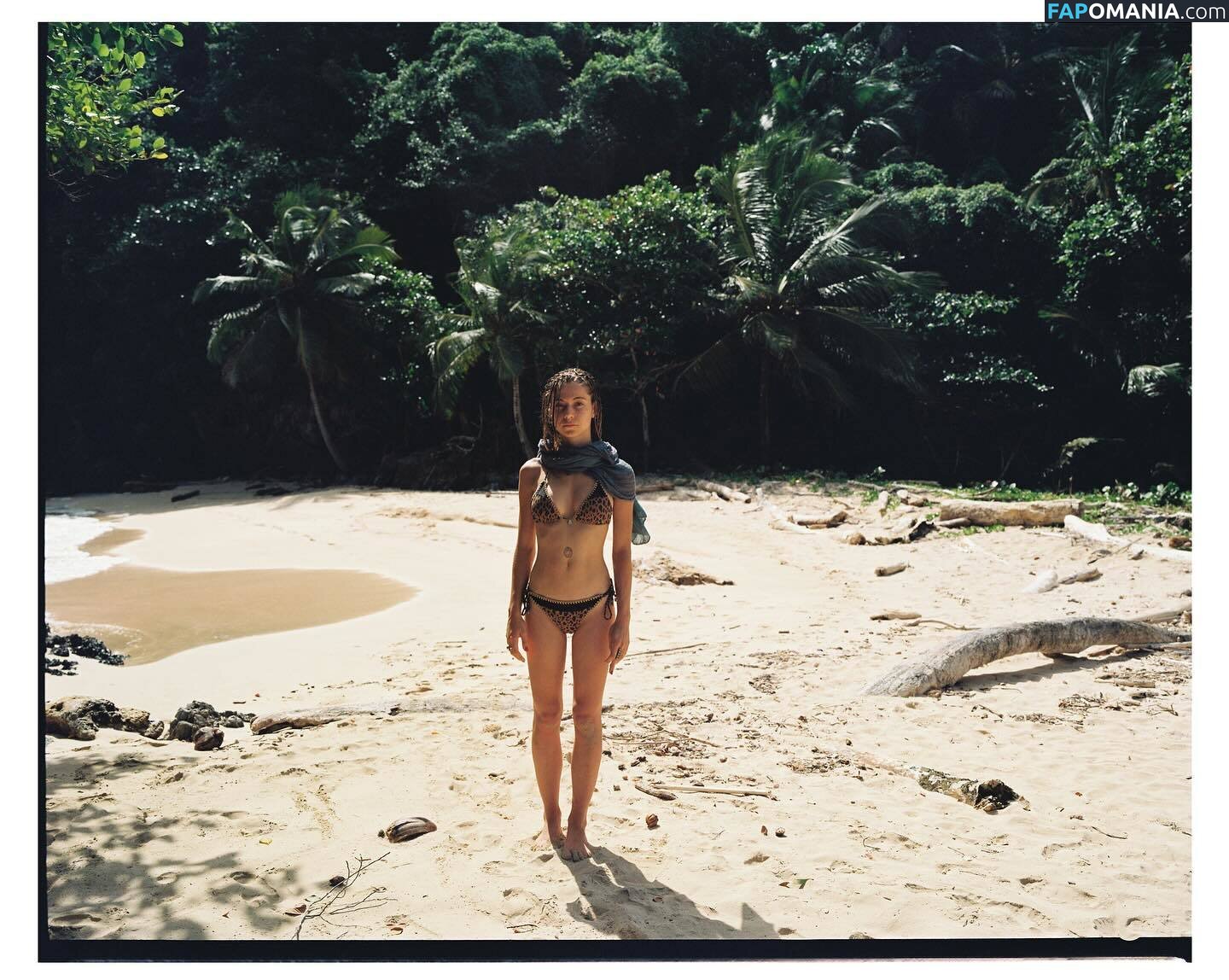 _estela_tessaro / estela / estelagomez / thirdeyewitchh Nago OnlyFans  Przeciekłe zdjęcie #33