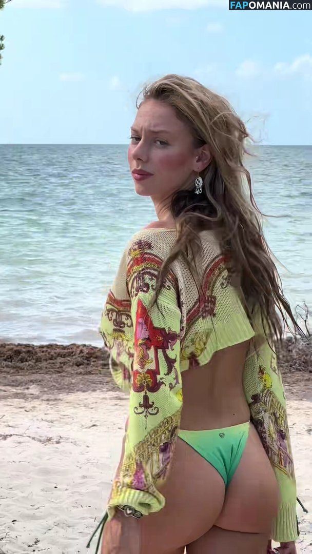 Ester Exposito / ester_exposito / esterexposito Nago OnlyFans  Przeciekłe zdjęcie #7