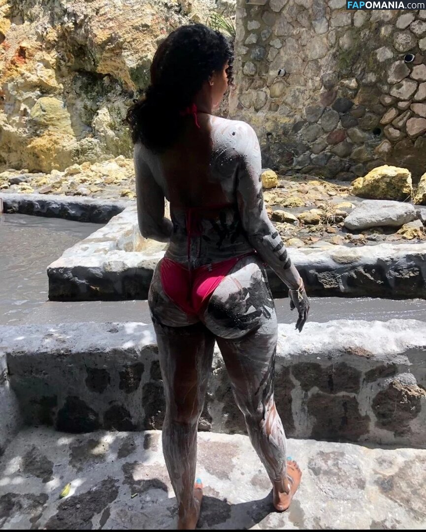 Esther Baxter / estherbaxter / https: Nago OnlyFans  Przeciekłe zdjęcie #13