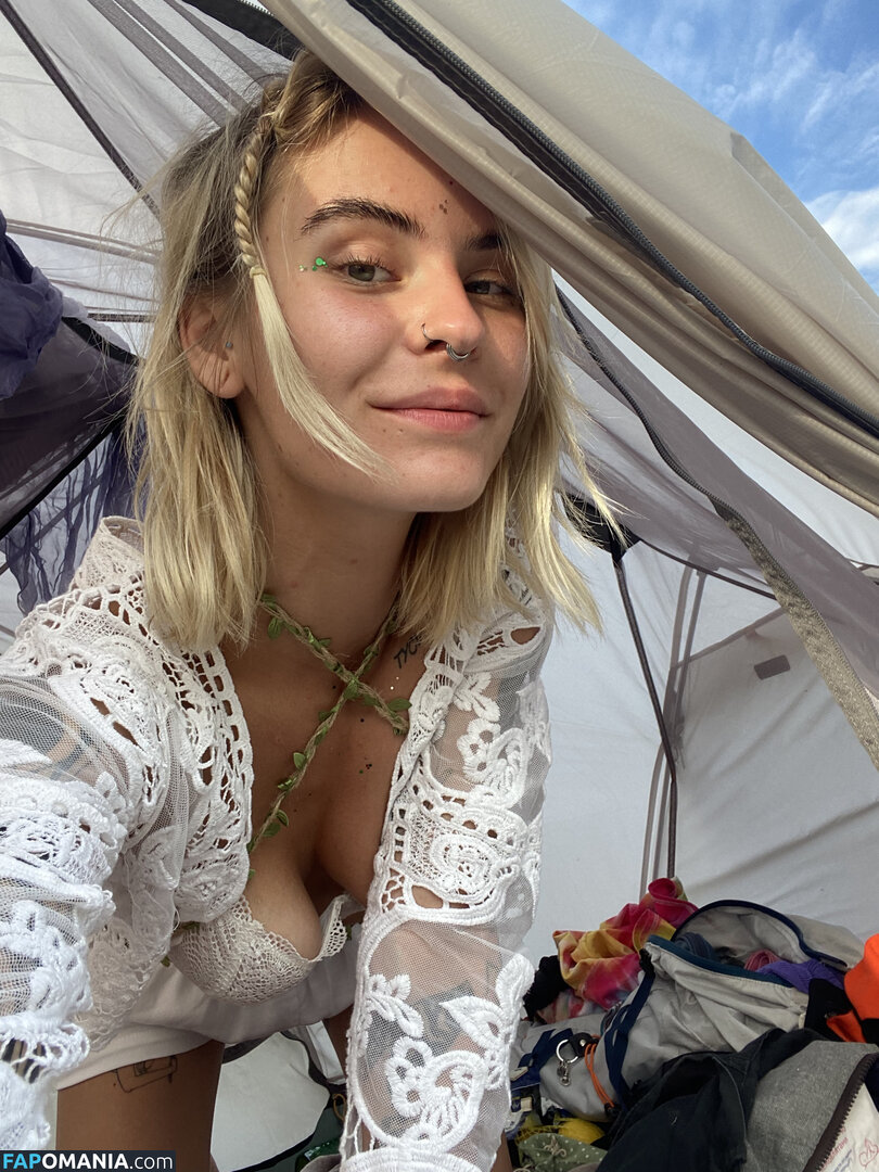 Eva Deli / Evadeli / Mariika / Mary Dryad / deli.eva / evadeli_ Nago OnlyFans  Przeciekłe zdjęcie #3